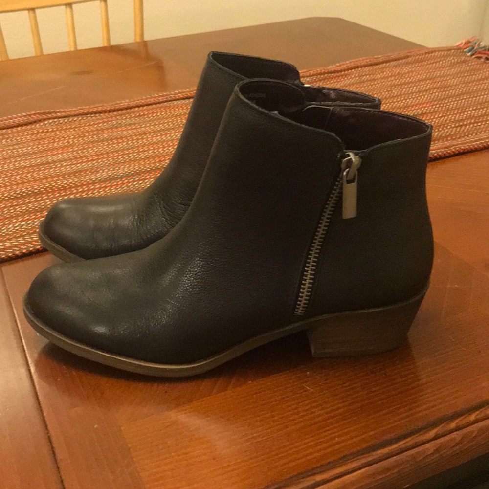 Kensie Black Leather Booties